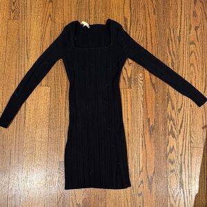 Elegant Black Long-Sleeve Dress